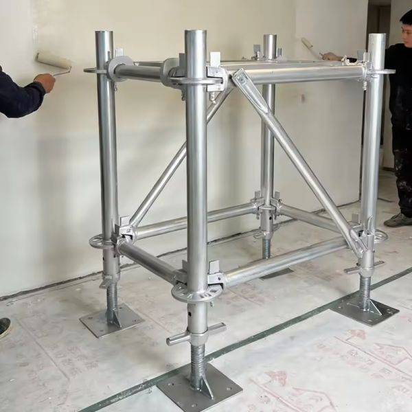 Q195 Carbon Steel Ringlock Scaffolding Diagonal Brace 2045mm Length with Hot-dip Galvanized Finish for Outdoor Stability