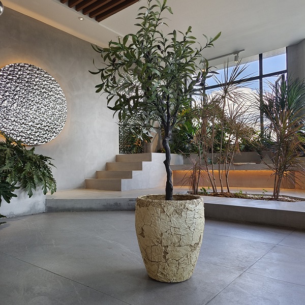 Ancient Style Hand Carved Frost Resistant Planter for Flower / Green Plant