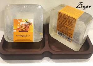 China Milk Honey Extract Whitening Face Soap Light Gold Nourishing Bar Soap on sale