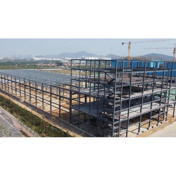 4000 Sq Meters Steel Structure Building Warehouse with EPS / Rock Wool/PU/Fiber Glass Sandwich Panel Insulated Cladding