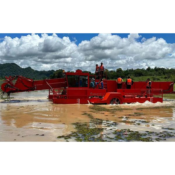 10 cubic capacity of Lake Weed Cutter Machine are used to collect and clean river water plants