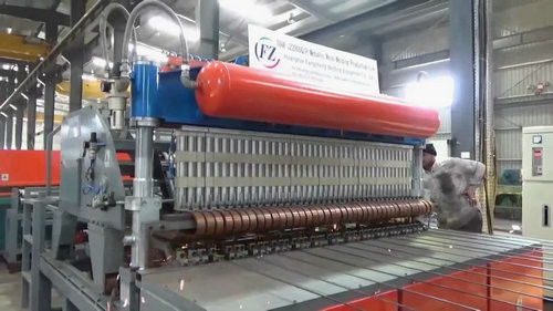 Servo Motor 3-6mm Fence Mesh Welding Machine PLC Programming Control