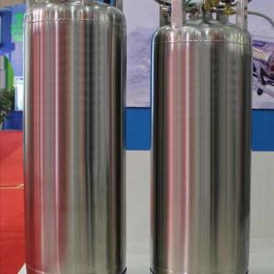 Buy cheap Cryogenic Liquid Nitrogen Tank Pressure Vacuum Insulated product