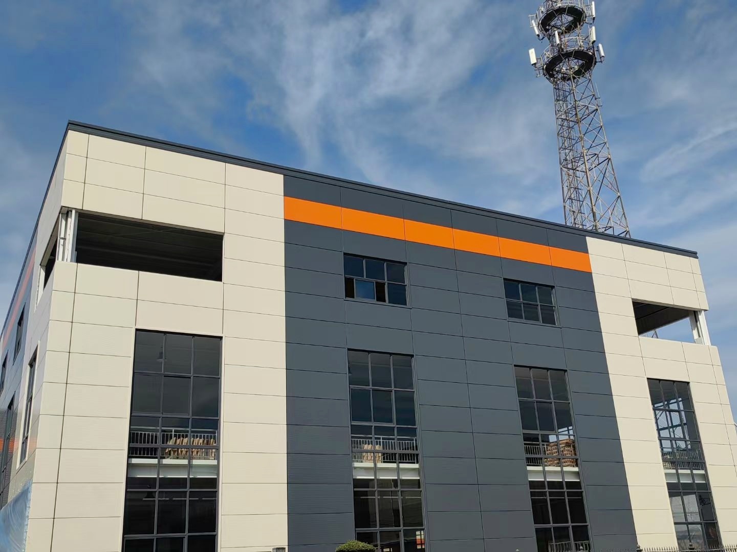 Custom Prefabricated Bolt Connection Steel Structure Campus Temporary Teaching Dormitory Building With Sandwich Wall Panels