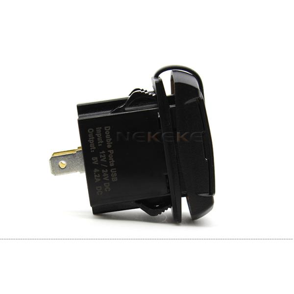 Waterproof 4.2A Dual USB Power Socket 5V Power Outlet With LED Voltmeter