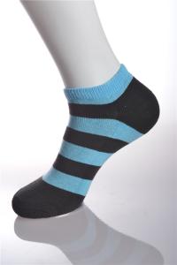 China Make To Order Winter Running Socks , Different Colors Seamless Running Socks on sale