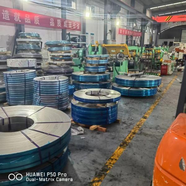 201J1 201J2 201J3 201J4 Stainless Steel Strip Band Thickness 0.3 - 1.0mm for Packing Band