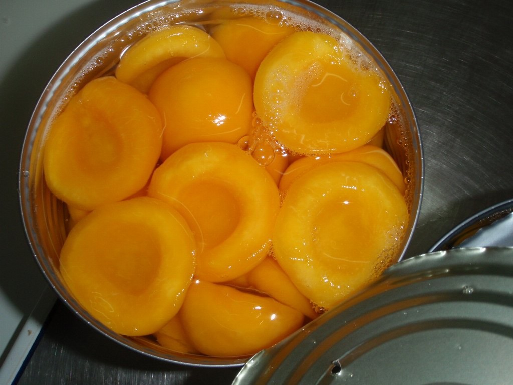 Buy cheap No Additive Canned Yellow Peach Halves For Desserts Appetizers Salads product