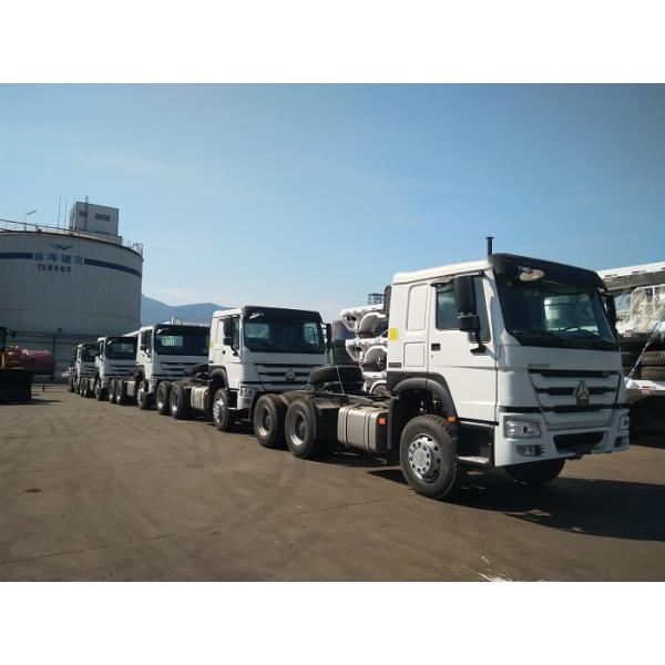 Durable Howo Tractor Head Truck , 40 Tons 10 Wheel 371hp Prime Mover Truck