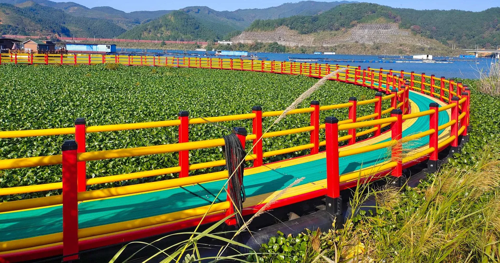 Leave old, rusty farming methods in the past. Step into tomorrow with advanced HDPE fish cage technology