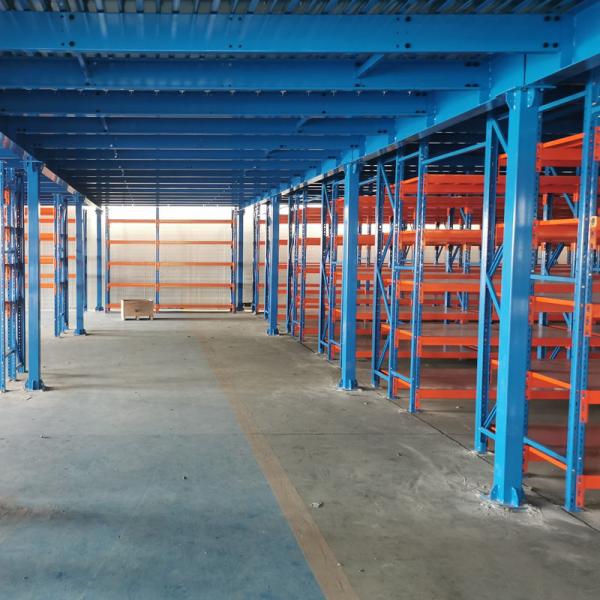 Industrial warehouse mezzanine platform