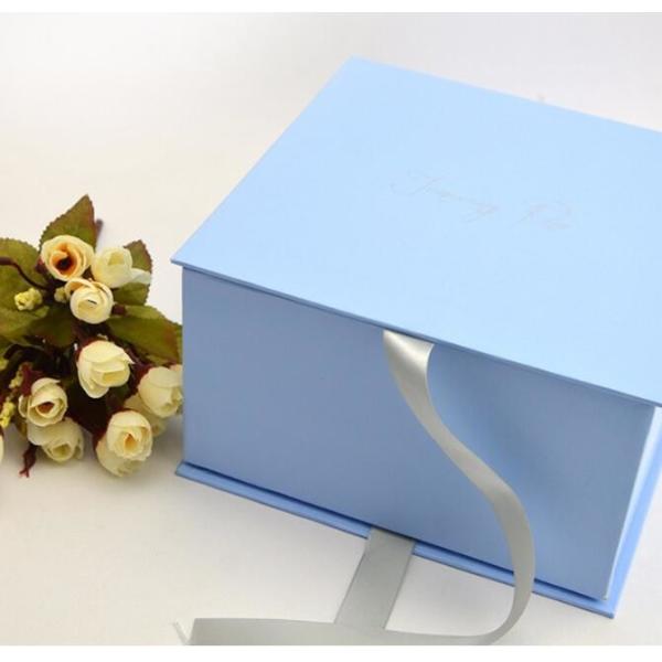 Wholesale custom luxury gift packaging box wedding printed heart shaped paper cardboard paper gift box with lid bagease