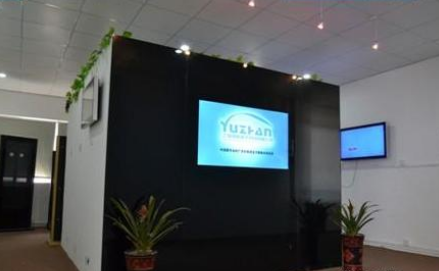 Shinning Black 15 inch Wall Mount LCD Display for Advertising Sign