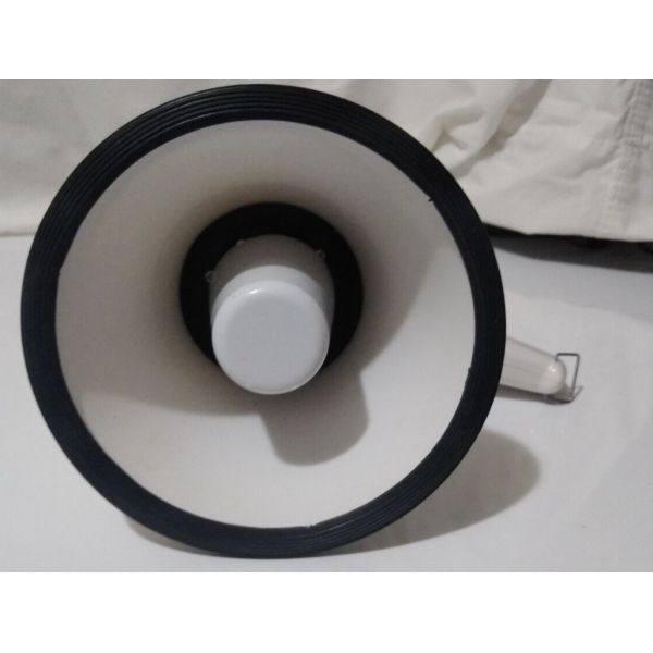 Siren Battery Powered Megaphone With Battery Bullhorn 0.3 - 0.5KM