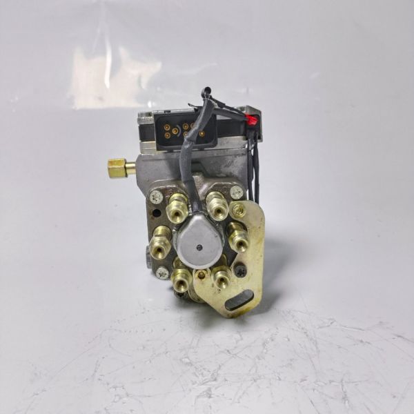 Perkins Diesel Engine Dedicated Fuel Pump 24V Fuel Pump 2644p501