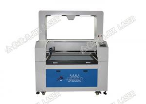 China Automatic Edge Tracking CO2 Laser Cutter , Clothing Label Logo Laser Engraving Cutting Machine on sale