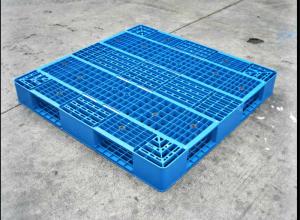 China Customized Industrial Reusable Plastic Pallets For Transportation / Storage on sale