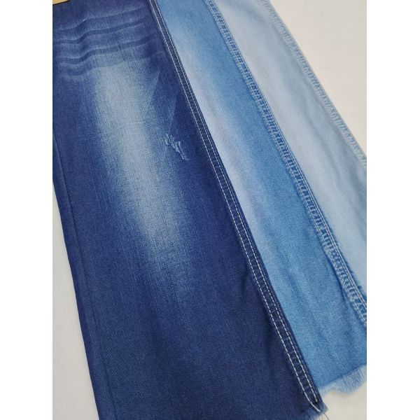 6.8oz Light Weight Twill Style Stretch Denim Fabric 69/71'' Full Width For Summer Jeans