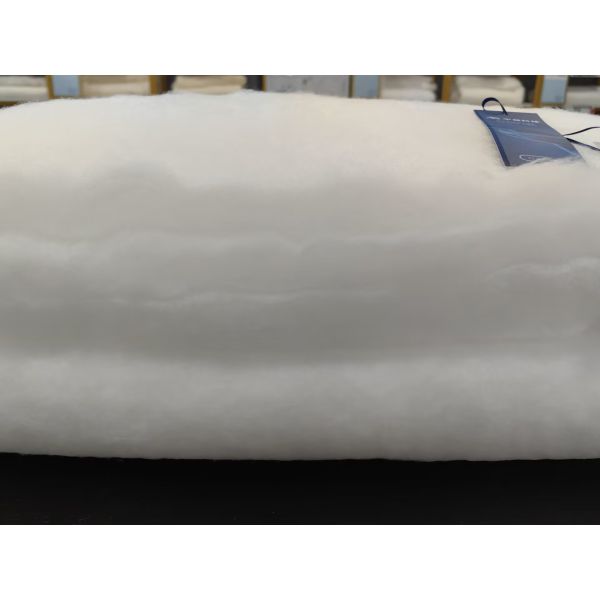 Home Garment Fluffy Wadding Polyester Fibre Down Like Recyclable Fiber Ball