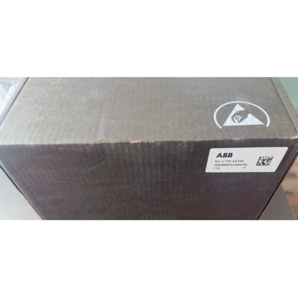 ABB KUC755AE106 3BHB005243R0106 ABB Module PLC Processor Drive Controller