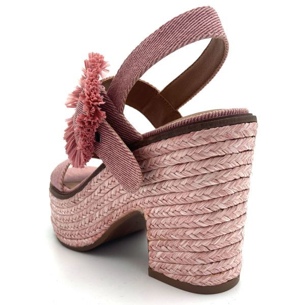 Women Canvas Espadrille Footwear With Cotton Lining Material