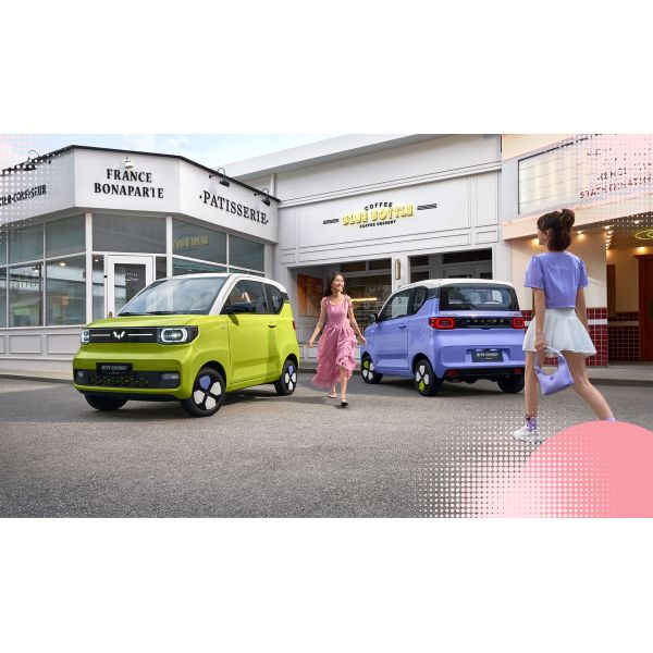 Low Speed 4 Wheel Four Seats Electric Cars Wuling Mini Hongguang Macaron 100km for Adults