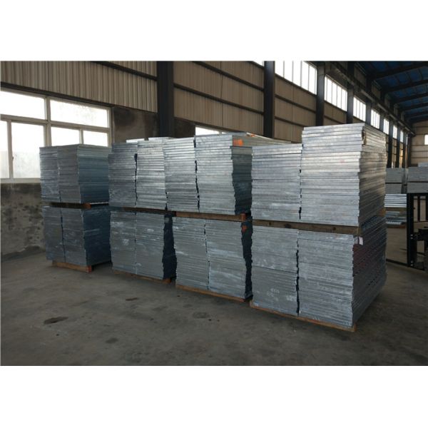 Flat Bar Metal Grate Flooring , Material Saving Galvanized Walkway Grating