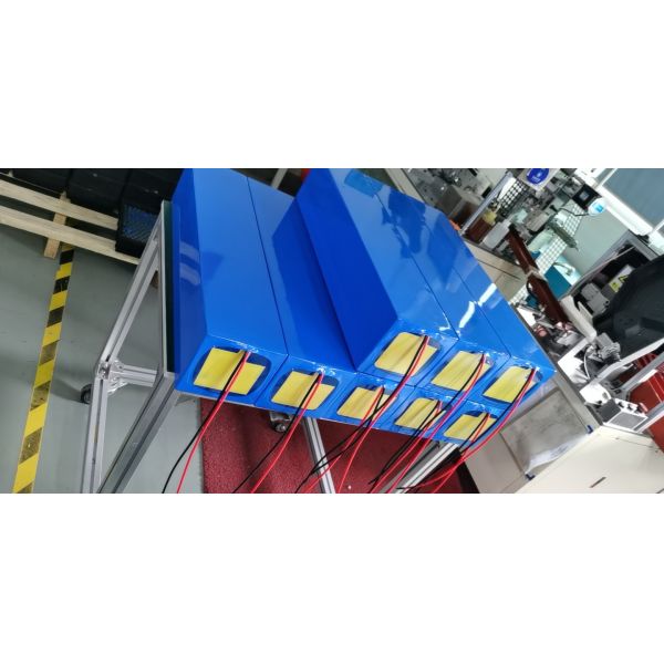 High Capacity IFR32700 Lithium Ion Battery 3.2V 6000mAh