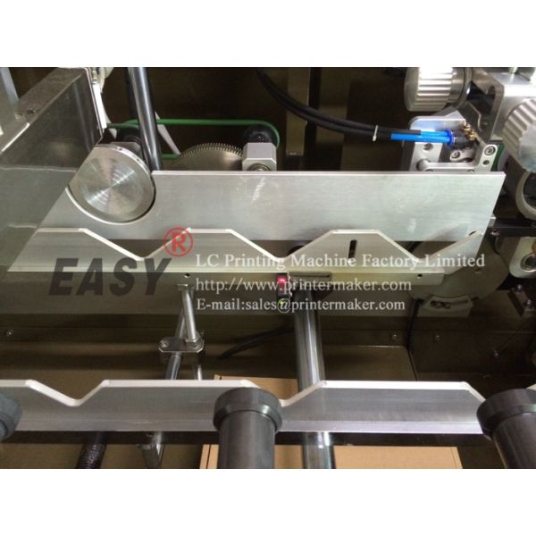 Fully Automatic UV Silk Screen Printing Machine on Sport Bottles
