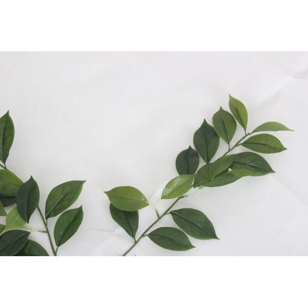 Decorative Artificial Plant Leaves Flower Tea Tree Customized Size