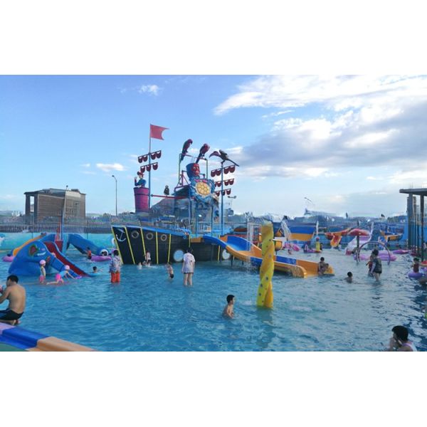 Humanization Design Water Park Playground Equipment Water Park Instrument Customized