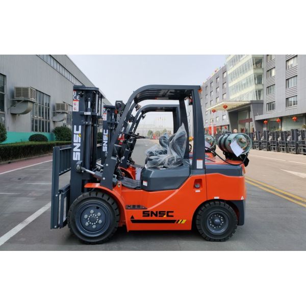 1.5/1.8/2/2.5/3/3.5 Ton LPG Gas Cylinders Gasoline Diesel Forklift
