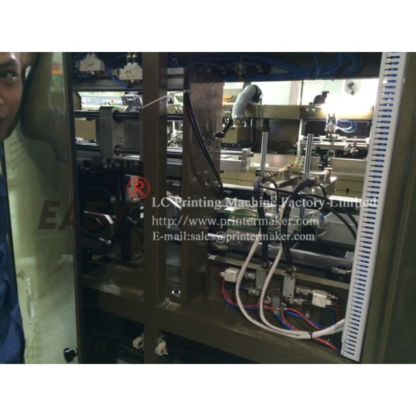 Fully Automatic UV Silk Screen Printing Machine on Sport Bottles