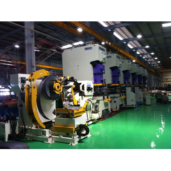 High Speed Gear Feeder Sheet Metal Feeding Accuracy 12 Months Warranty