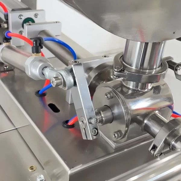 20cm Film Vertical Packing Machine 70L Hopper Paste Packing Machine Customizable