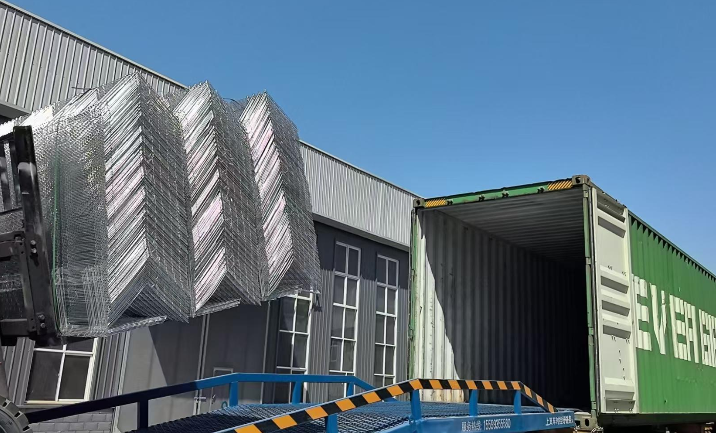 H Shaped Stacked Layer Chicken Cage with Modular Structure, Automatic Ventilation System, and Hot-DIP Galvanized Steel