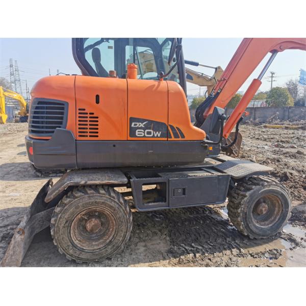 Original Hydraulic Valve Second Hand Excavator Doosan Engine Bucket Wheel Excavator 60W
