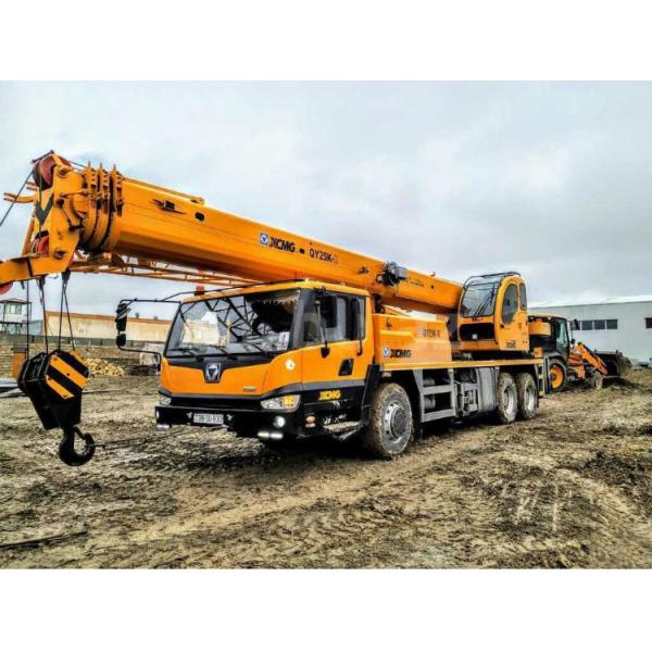 XCMG QY25 Truck Mounted Crane 25 Ton Mobile Crane With Shangchai Engine