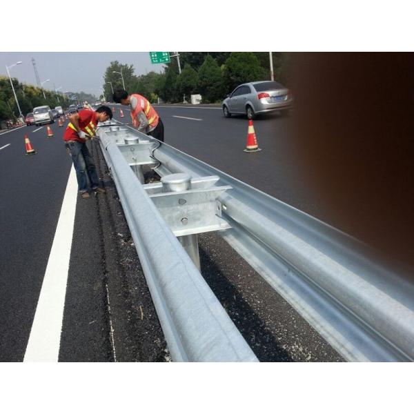 Road Traffic Safety Galvanized Metal Round Newel Post for Highway Guardrail Post