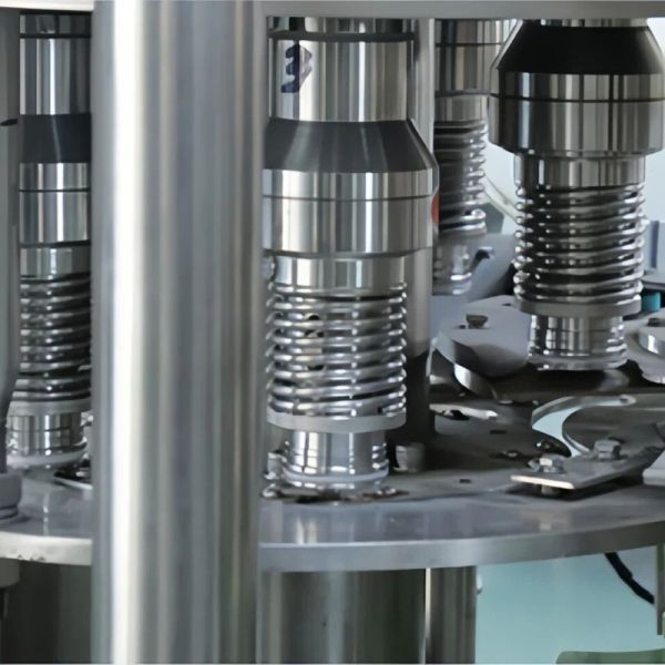 Automatic Bottle Filling Capping Machine Bottle Washing Filling And Sealing Machine PLC Control