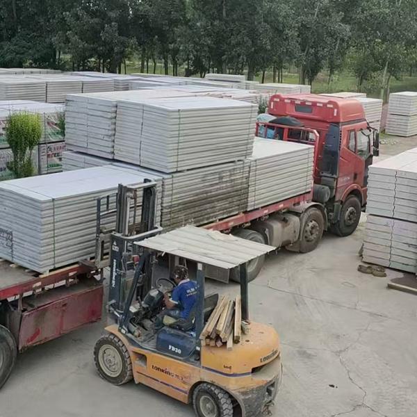 Fire Proof EPS Cement Sandwich Wall Panel Celotex Board Polyurethane Foam