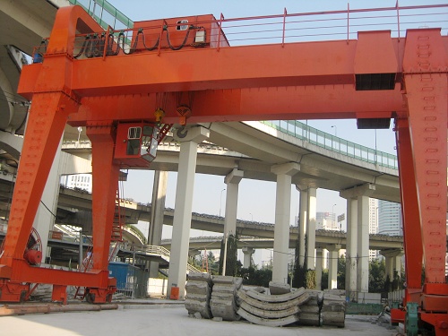 YUANTAI double girder gantry crane for road construction