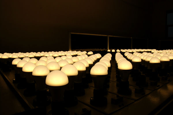 Shenzhen factory E27 led bulb light 5w