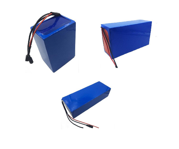 102.4WH 12Ah 24V LiFePO4 Lithium Battery Multi Function Durable