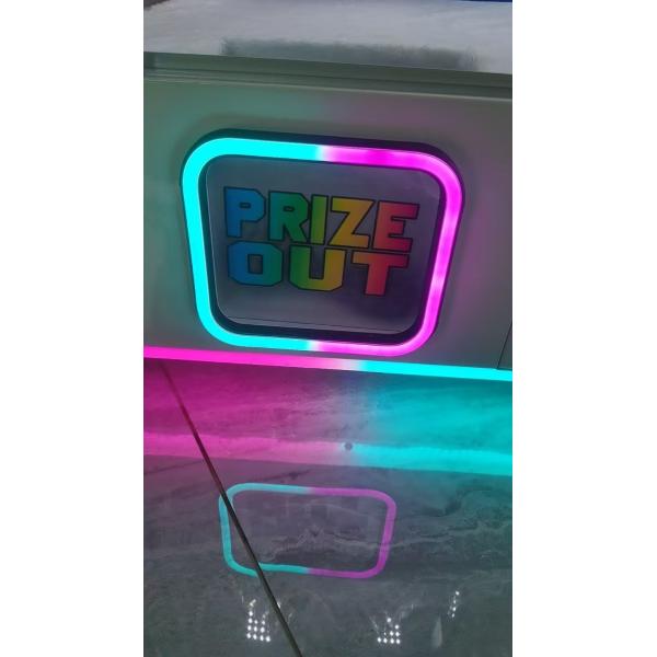 Kid's Entertainment Coin 24 Clip Gift Vending Win Prize Game Machine