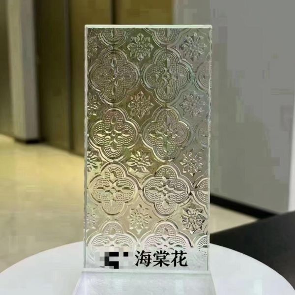 Custom Tinted Solid/Hollow Patterned Glass for Hotels & Villas
