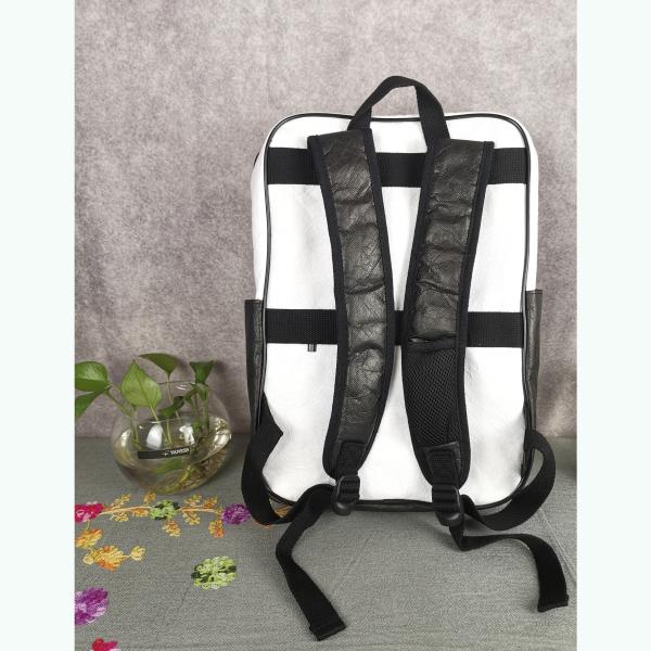 Rectangle High Capacity Clothes Backpack Breathable Waterproof Bag Portable Travelling Bag