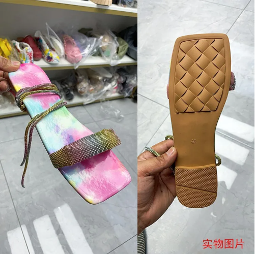 Open Toe Comfortable Stylish Flat Sandals Ladies With Rubber Sole