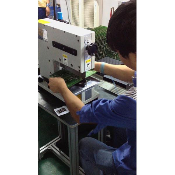 Stress Free Rigid PCB Depaneling Tool 0.5Mpa - 0.7Mpa Working Air Pressure