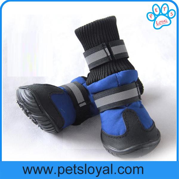 China Manufacturer Pet Supply Product Winter Medium and Large Pet Dog Snow Boots